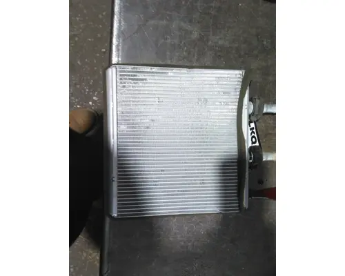 PETERBILT 579 HEATER CORE