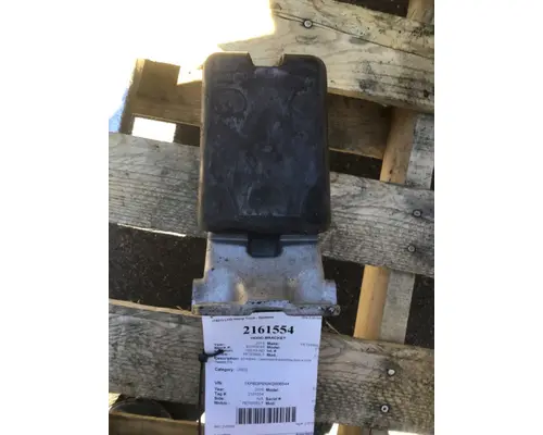 PETERBILT 579 HOOD BRACKET