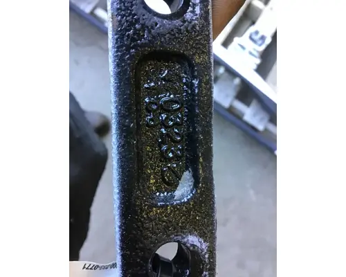 PETERBILT 579 HOOD BRACKET