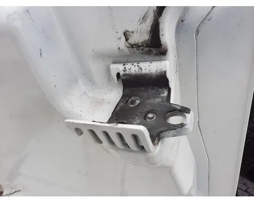 PETERBILT 579 HOOD BRACKET