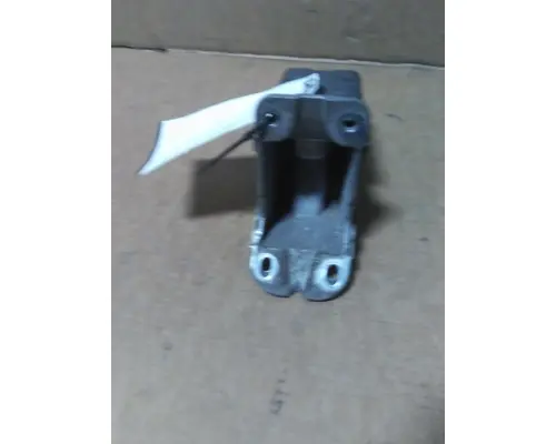 PETERBILT 579 HOOD BRACKET
