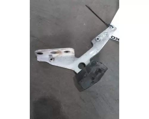 PETERBILT 579 HOOD BRACKET