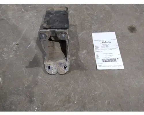 PETERBILT 579 HOOD BRACKET