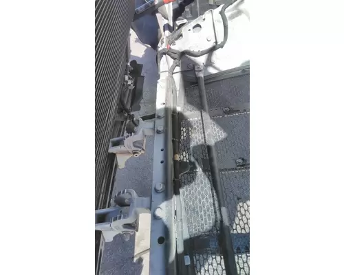 PETERBILT 579 HOOD BRACKET