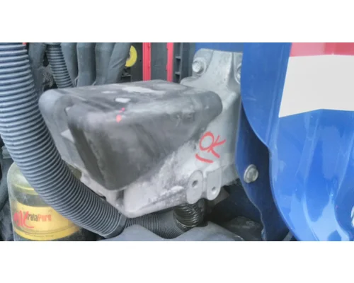 PETERBILT 579 HOOD BRACKET