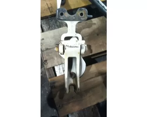 PETERBILT 579 HOOD HINGE