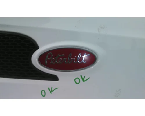 PETERBILT 579 HOOD ORNAMENT
