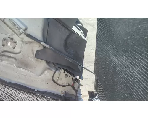 PETERBILT 579 HOOD SHOCKSTRUT