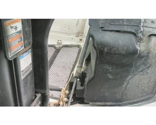 PETERBILT 579 HOOD SHOCKSTRUT
