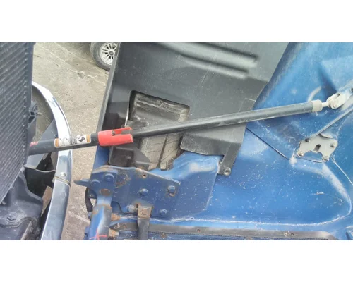 PETERBILT 579 HOOD SHOCKSTRUT