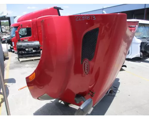 PETERBILT 579 HOOD