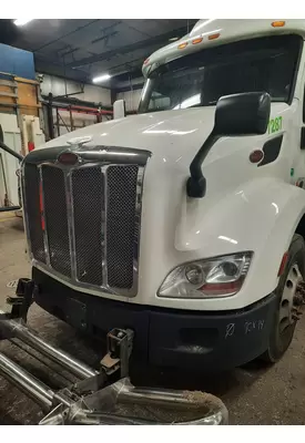 PETERBILT 579 HOOD