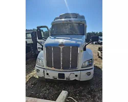 PETERBILT 579 HOOD