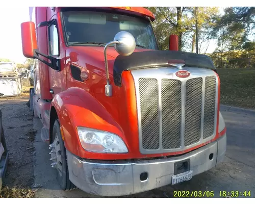 PETERBILT 579 HOOD