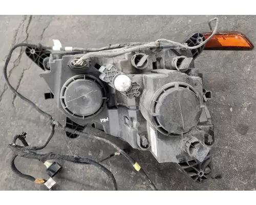 PETERBILT 579 Headlamp Assembly