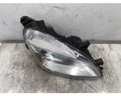 PETERBILT 579 Headlight