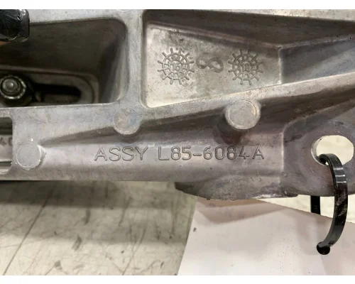 PETERBILT 579 Hood Hinge