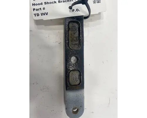 PETERBILT 579 Hood Hinge