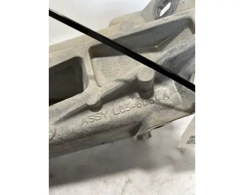 PETERBILT 579 Hood Hinge