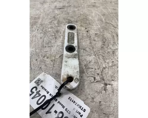 PETERBILT 579 Hood Strut