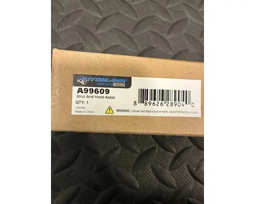 PETERBILT 579 Hood Strut