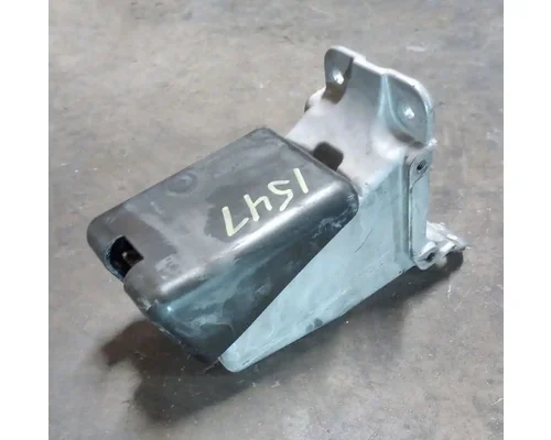 PETERBILT 579 Hood Support