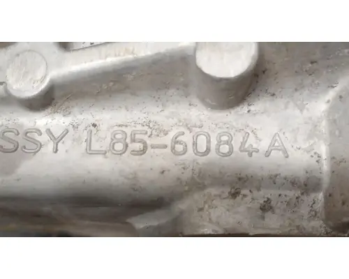 PETERBILT 579 Hood Support