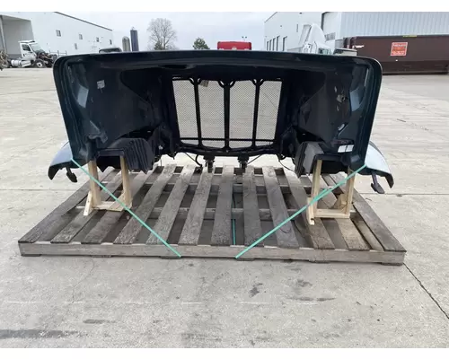 PETERBILT 579 Hood