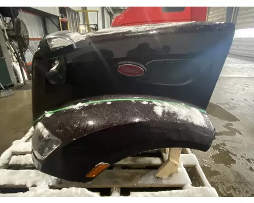 PETERBILT 579 Hood