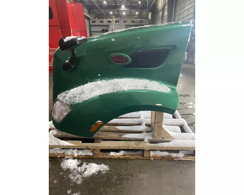 PETERBILT 579 Hood