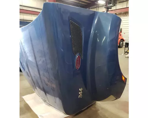 PETERBILT 579 Hood