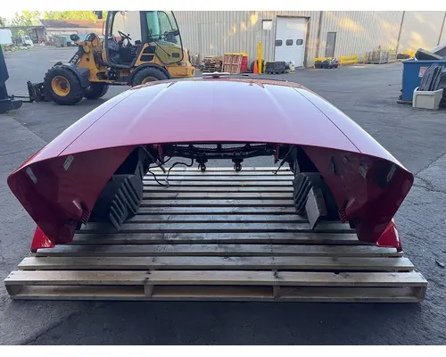 PETERBILT 579 Hood