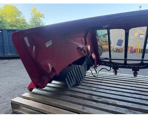 PETERBILT 579 Hood