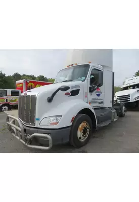 PETERBILT 579 Hood