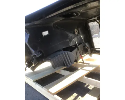 PETERBILT 579 Hood