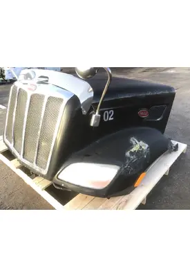 PETERBILT 579 Hood