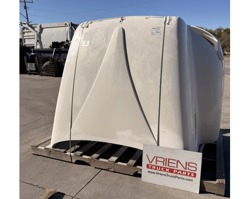 PETERBILT 579 Hood