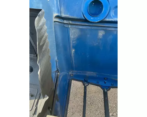 PETERBILT 579 Hood