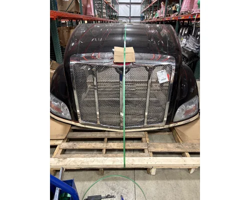 PETERBILT 579 Hood