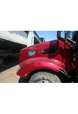 PETERBILT 579 Hood