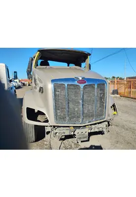 PETERBILT 579 Hood