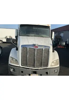 PETERBILT 579 Hood