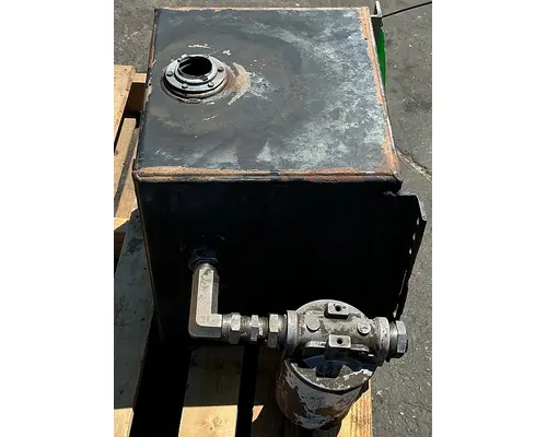 PETERBILT 579 Hydraulic Tank