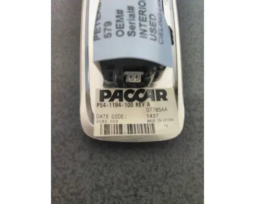 PETERBILT 579 INTERIOR CAB LIGHT