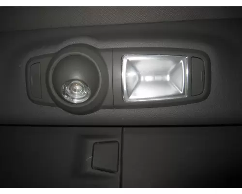 PETERBILT 579 INTERIOR CAB LIGHT