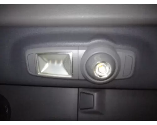 PETERBILT 579 INTERIOR CAB LIGHT