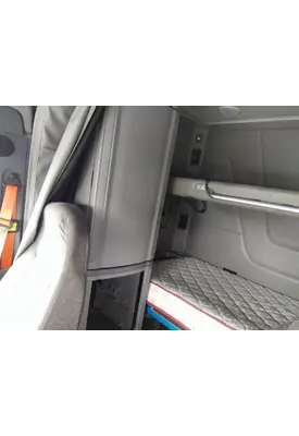 PETERBILT 579 INTERIOR CABINET