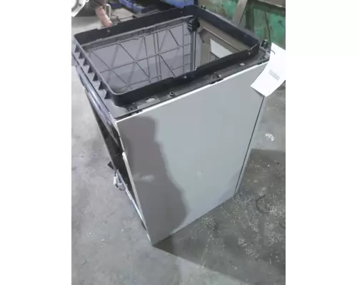 PETERBILT 579 INTERIOR CABINET