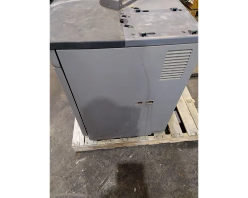 PETERBILT 579 INTERIOR CABINET