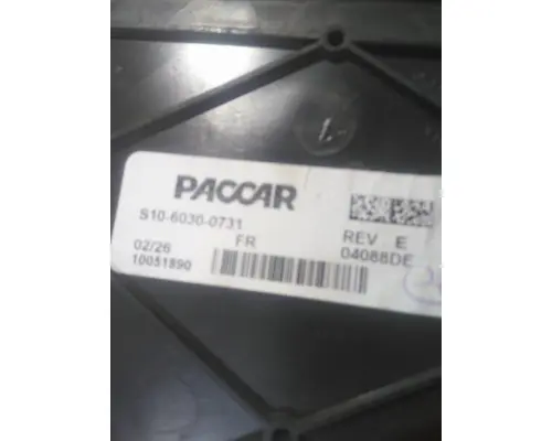 PETERBILT 579 INTERIOR PARTS, MISC.